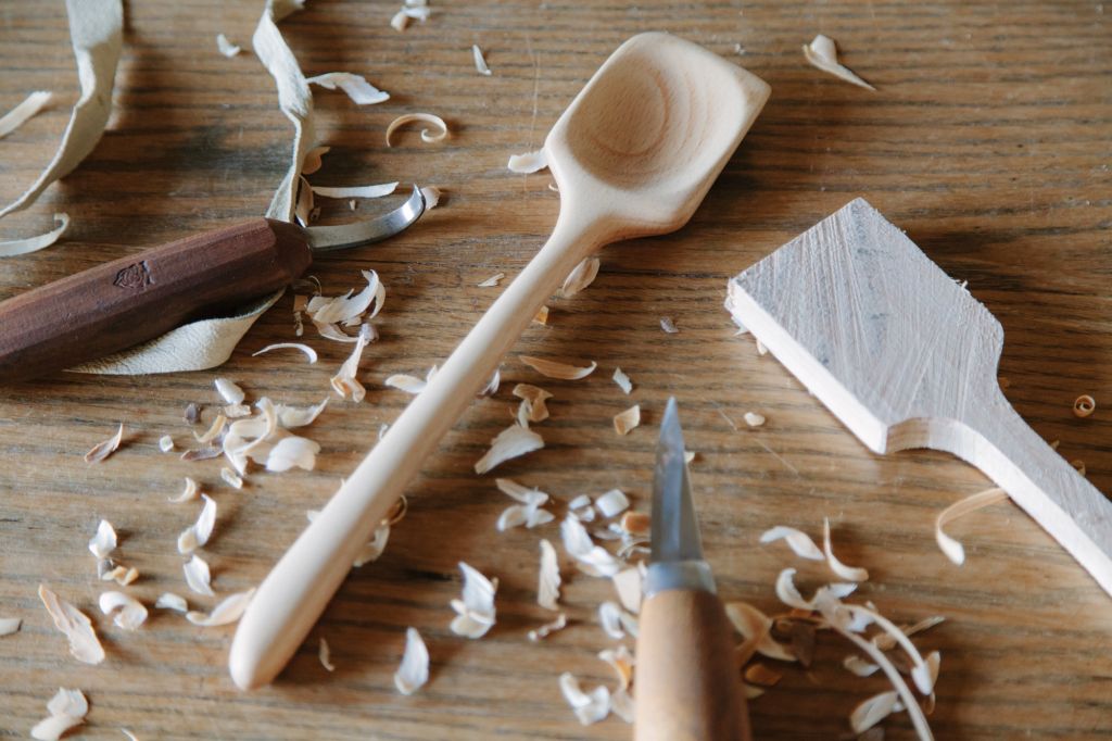 spoon-carving