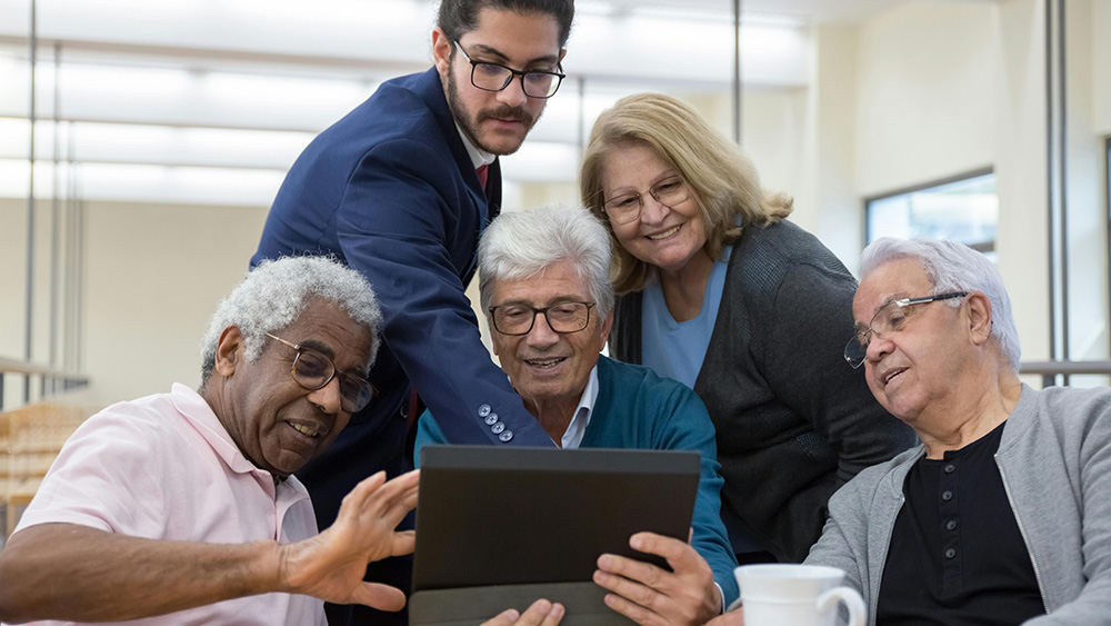 get-to-know-your-tablet-mobile-phone-free-taster-session-the-collaboration-station
